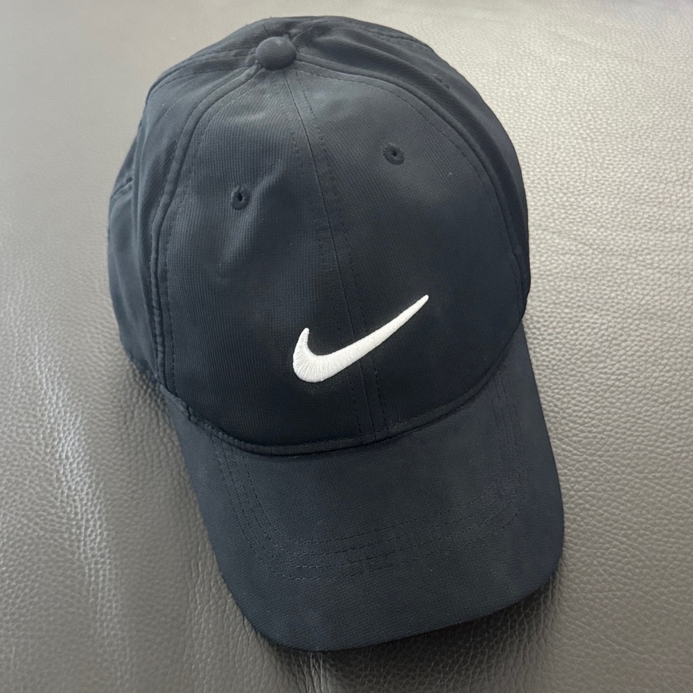 Nike Golf Black and White Logo Cap